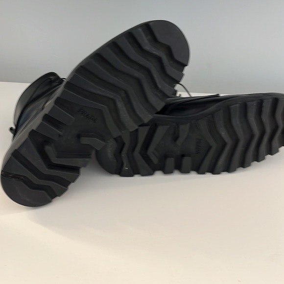 MENS BLACK PRADA BOOTS in perfect Condition 🥾great for winter size 7.5 US/EU 38 - Picture 4 of 7